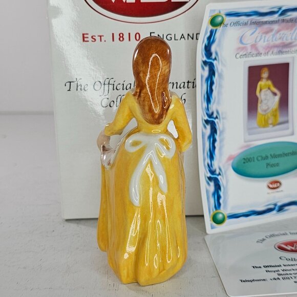 Wade Cinderella 2001 International Club Membership Figurine With Box & COA - Picture 4 of 7